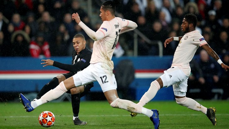 Zato volimo nogomet: Manchester United bez pola momčadi izbacio PSG pobjedom usred Pariza!