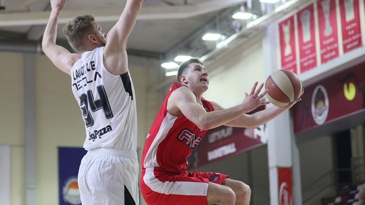 FMP pogurao Budućnost na Cedevitu, Partizan porazom ide na Crvenu zvezdu