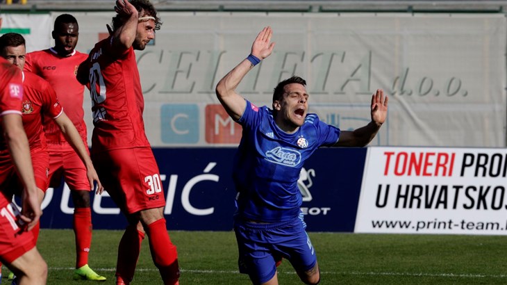 Pune ruke posla za Duju Strukana, Dinamo slavio u utakmici s tri penala