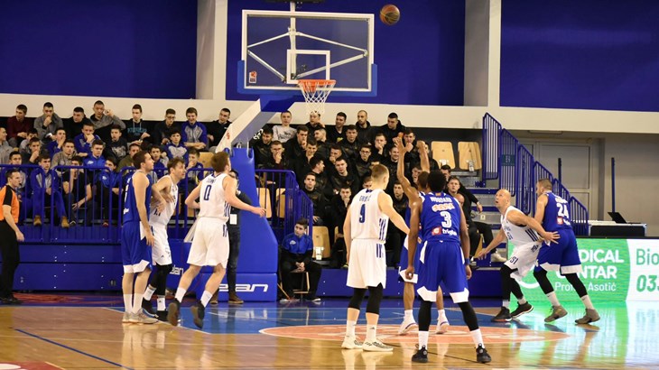 Čakarun odličan u glatkoj pobjedi Primorske, MZT napravio veliki korak prema finalu