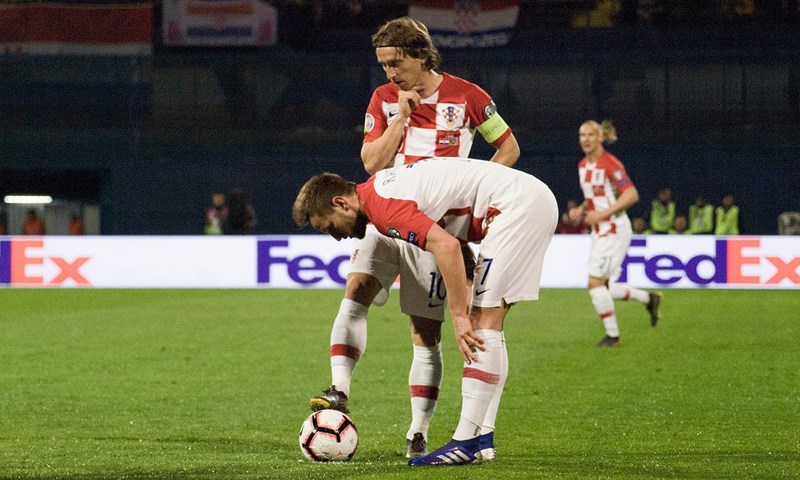 Hrvatska nogometna reprezentacija u listopadu protiv Švicarske u St. Gallenu