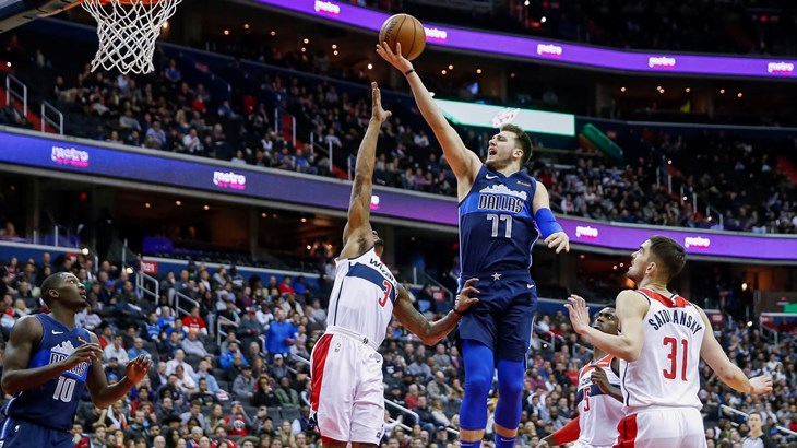 Sjajni Luka Dončić i dalje piše povijest, Irving u završnici slomio Knickse