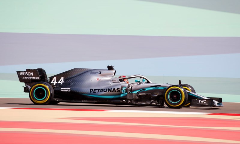 Problemi s motorom zaustavili Leclerca na putu do pobjede, Hamilton na kraju slavio