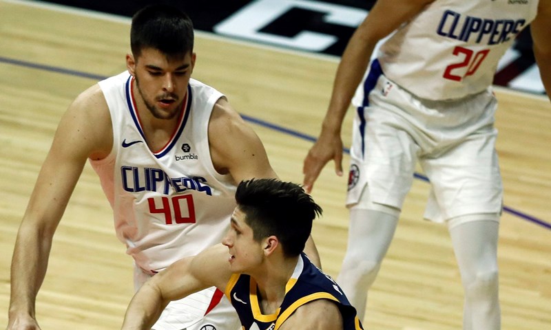Clippersi svladali Lakerse, Zupcu mala minutaža