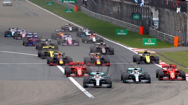 Lewis Hamilton mirno do pobjede u 1000. utrci Formule 1