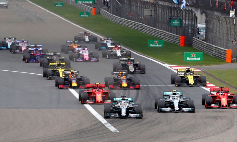 Lewis Hamilton mirno do pobjede u 1000. utrci Formule 1
