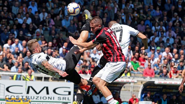 Milan ponovno remizirao, krasan pogodak Bruna Alvesa za bod Parme