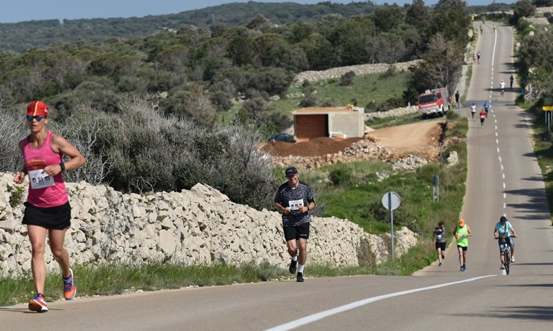 Pag domaćin Međunarodnog polumaratona Lun - Novalja