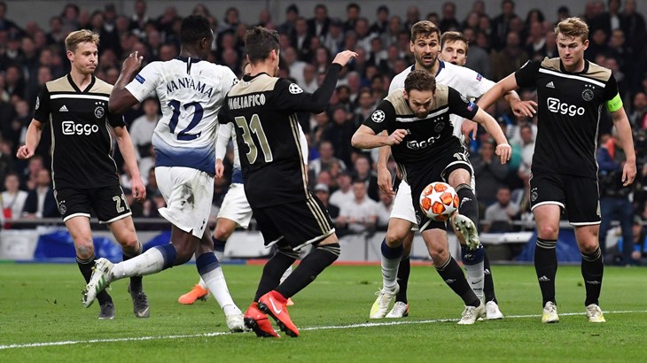 Sjajni Ajax napravio veliki posao u Londonu i došao bliže finalu