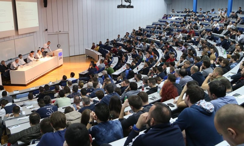Naš Hajduk zatražio detaljnije pojašnjenje sastanka s Marijanom Kustićem