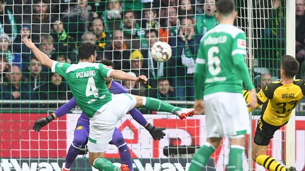 Borussia i dalje časti: Ispuštena dva gola prednosti, Bayern na pobjedu do naslova prvaka