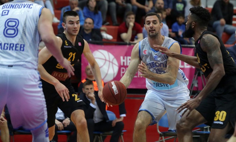 Cibona povela u seriji protiv Splita, gosti imali i dvoznamenkastu prednost