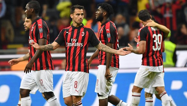 Milan u utakmici s tri isključenja stigao do vrijedna tri boda