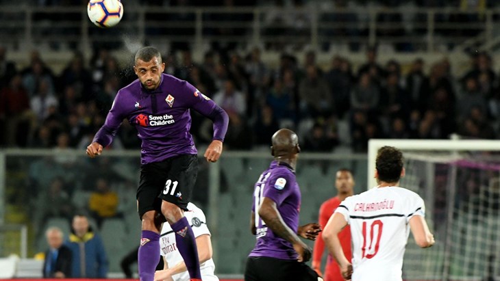 Calhanoglu zabio za pobjedu u Firenzi i ostavio Milan u utrci za Ligu prvaka