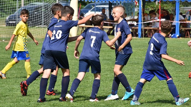 Turnir Približimo djeci nogometna igrališta u Bregani