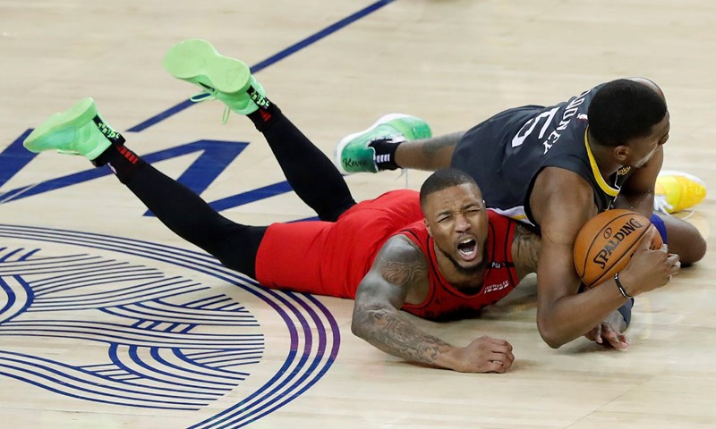 Lillard potpisuje supermaksimalan ugovor s Blazersima, Bucksi zadržali Middletona i Lopeza