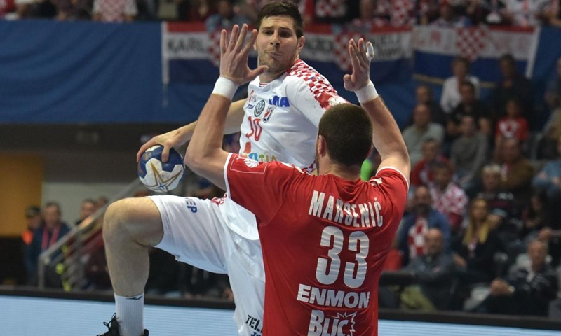 Predsjednik Kielcea: "Jasno mi je da Mamić želi više igrati u napadu, ali nemam informaciju o odlasku"