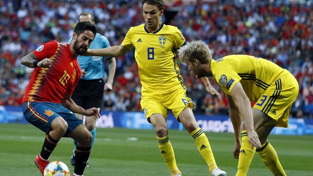 Kadzior zabio u visokoj pobjedi protiv Izraela, prva pobjeda Keka, Španjolci sredili Švedsku