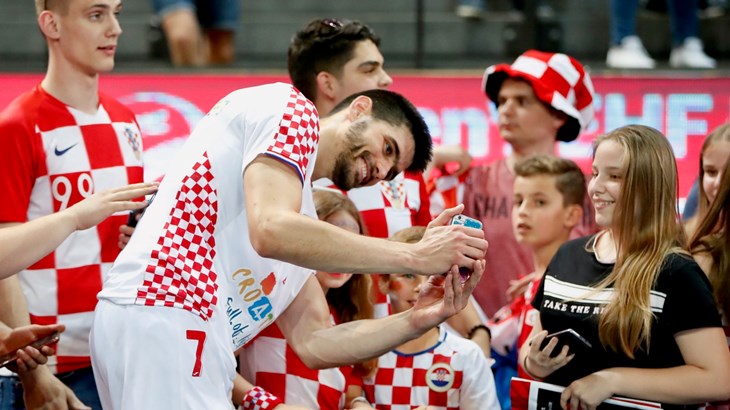 Červar i društvo stigli u Poreč, navijači pozvani na otvoreni trening