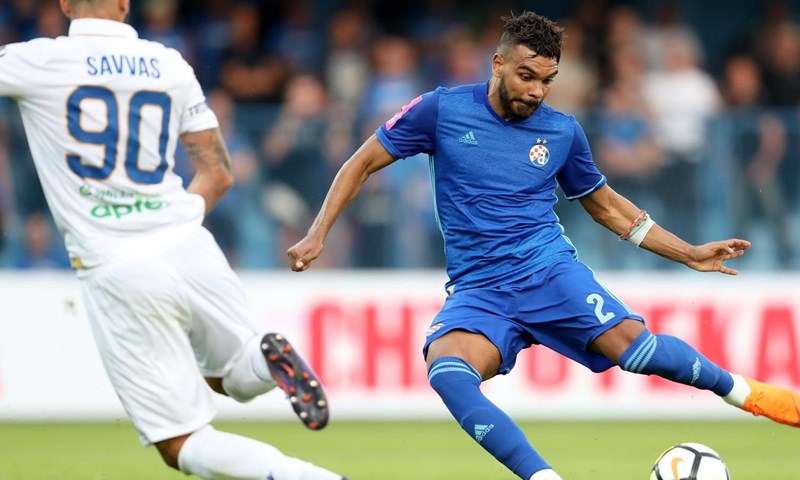 Hilal Soudani napušta Nottingham Forest nakon samo jedne sezone i osam utakmica