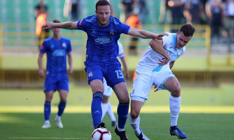 Amir Rrahmani i službeno preselio u redove Verone