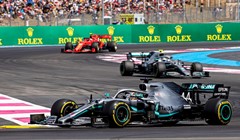 Hamilton upisao šestu pobjedu ove sezone, Bottas ga nastavlja pratiti