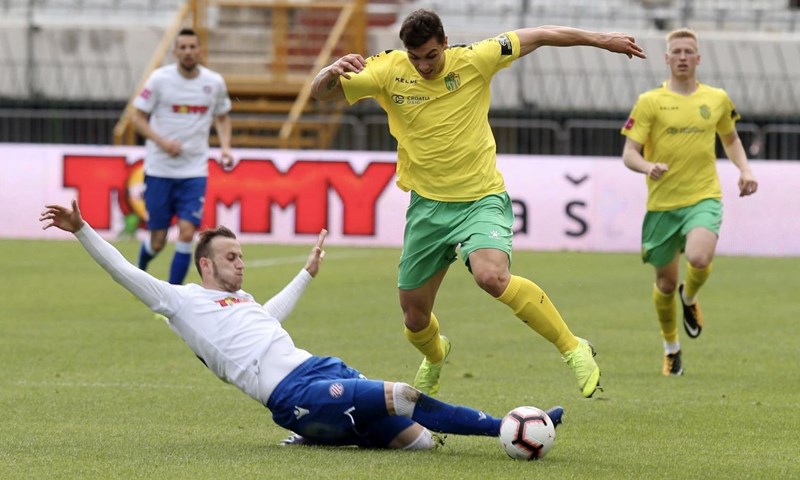 Adrian Fuentes ipak se na kraju vratio u Alaves