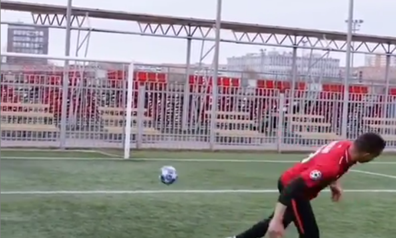 FANATIK: Samo još jedan (ne)običan penal