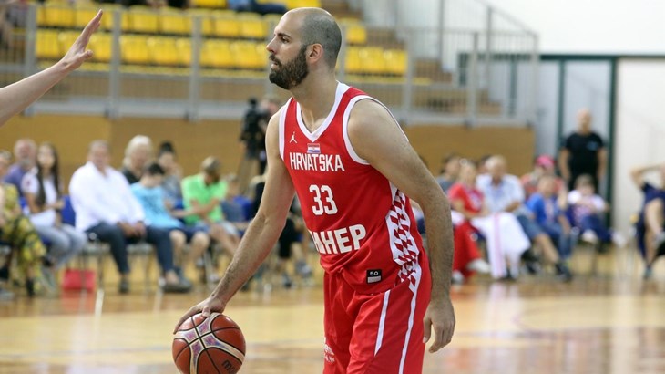Hrvatska debitirala u Ljetnoj ligi porazom, Pistonsi pritisnuli u drugom dijelu i odjurili
