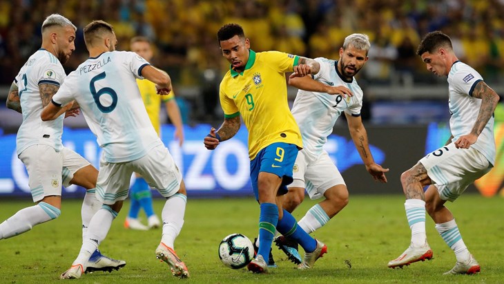 Argentina treća pobjedom protiv Čilea, Messi i Medel pocrvenili nakon sukoba