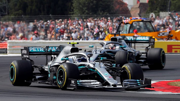 Lewis Hamilton slavio u Silverstoneu i ušao u povijest