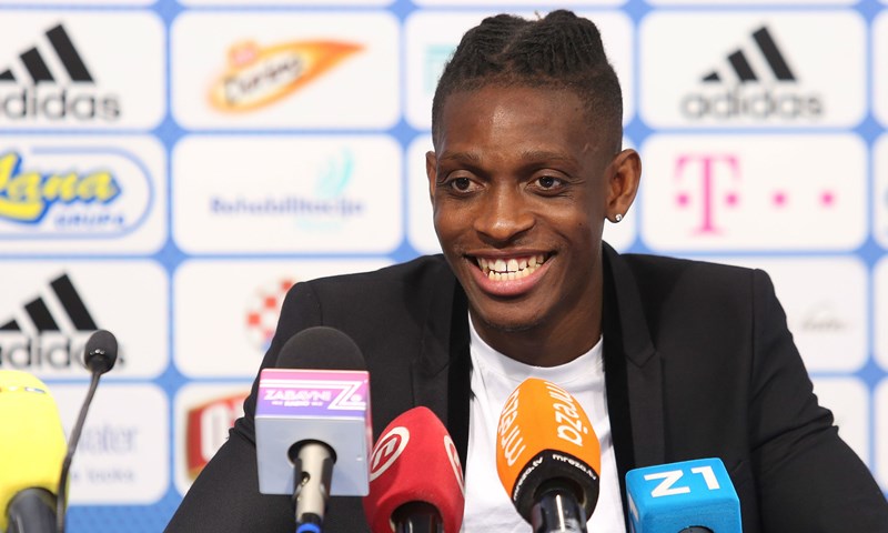 U Dinamo sletio Francois Moubandje: "Dinamo je velik klub, poput PSG-a"