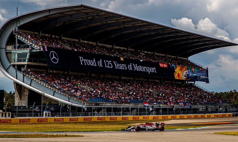 Hamiltonu pole position na Hockenheimringu, potpuni debakl Ferrarija