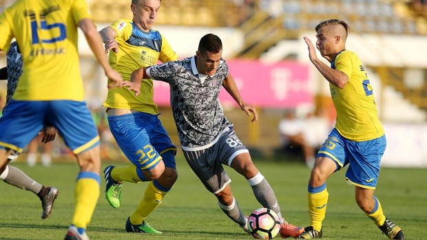 Nakon isteka ugovora s Hajdukom, Vojković preselio u Ukrajinu