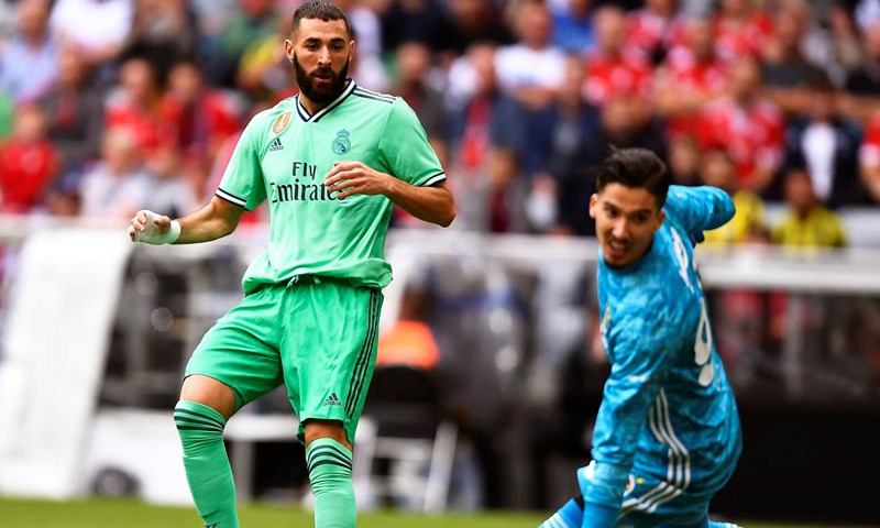 Real Madrid zahvaljujući hat-tricku Benzeme do pobjede protiv Fenerbahčea