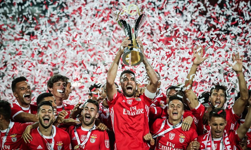 Benfica demolirala Sporting za prvi trofej sezone