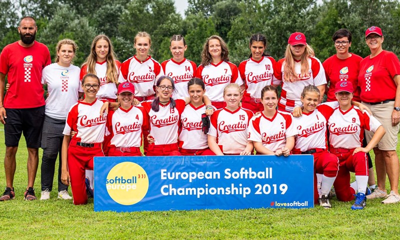 Hrvatska reprezentacija osma na Europskom kadetskom prvenstvu u softballu