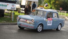 Međunarodna brdska auto utrka: Pobjeda Francuza Petita uz novi rekord