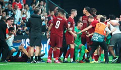 Klopp u bizarnom incidentu možda ostao i bez drugog vratara