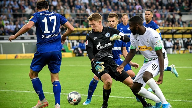 Bez golova u dvoboju Borussije Mönchengladbach i Schalkea na otvaranju Bundeslige