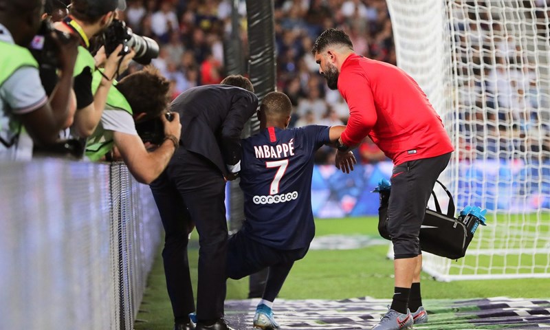 PSG rutinski svladao Toulouse, ozljede Cavanija, Mbappea i Dialla