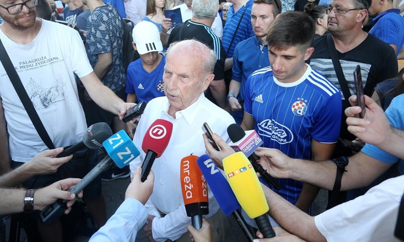 Barišić: "Želja je treće mjesto u Ligi prvaka. Stadion će se rušiti i graditi novi u Maksimiru"