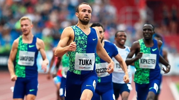 Tuka i Amos predvode sjajnu listu na 800 metara