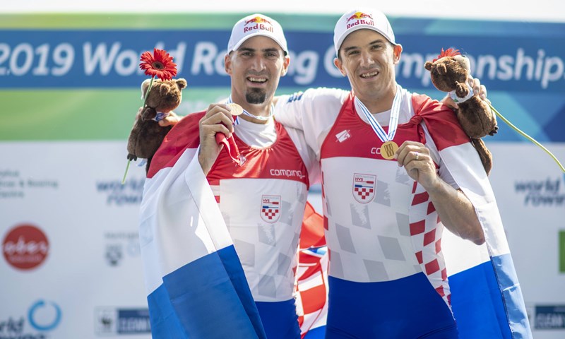 Braća Sinković apsolutnom dominacijom do titule svjetskih prvaka!
