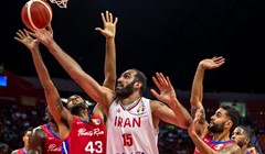 Raspoloženi Salah Mejri predvodio Tunižane do pobjede protiv Irana