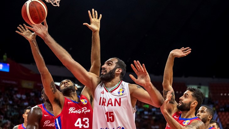 Raspoloženi Salah Mejri predvodio Tunižane do pobjede protiv Irana