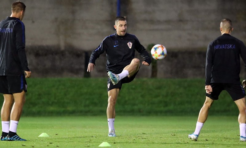 Melnjak: "Već i to što sam dio ove reprezentacije puno znači, svaki put naučim nešto novo"