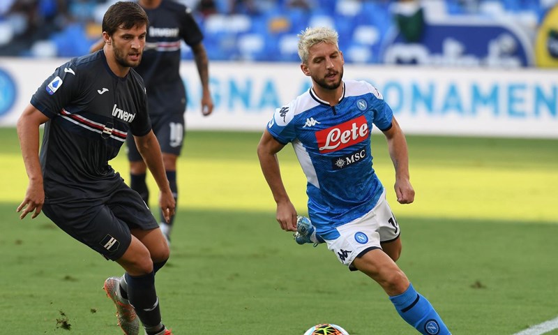 FANATIK: Mertens u Maradoninom dresu slavio pobjedu protiv Liverpoola