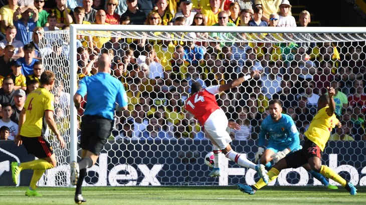 Očajne reakcije gostujućih obrana: Everton njegova koštala poraza, a Arsenal se ipak uspio izvući s bodom