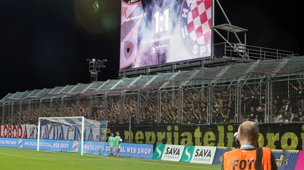Kazne za Rijeku i Hajduk, gosti prošli osam puta lošije